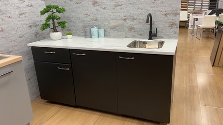 Seraph dood Signaal Showmodel keuken 180cm met koelkast per direct leverbaar NEW-552 -  KitchenetteOnline