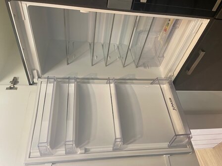 Showmodel zwarte hoek keuken 180cm +  240cm met inbouw apparatuur per direct leverbaar NEW-5550