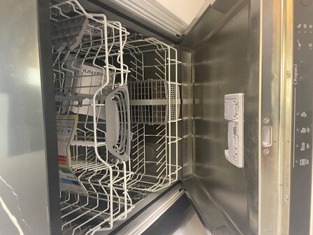 Showmodel zwarte hoek keuken 180cm +  240cm met inbouw apparatuur per direct leverbaar NEW-5550