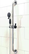 VITAL Doucheset voor senioren, chroom antikalk nozzles 3 functies en waterstop functie douchekop: Ø ca. 8,5 cm met anti-slip handgreep en extra groot omschakelknop veiligheidsstang van metaa