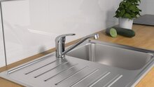 FALCON ééngreepsmengkraan keuken, chroom kraan met verlengde uitloop en draaibereik 360° keramische schijven geluidsarme, verwisselbare 40 mm-cartouche flexibele 500 mm metalen aansluitslangen