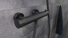 LONDON thermostatische mengkraan douche, zwart mat keramisch ½" (Ø ca. 1,9 cm) ventiel bovenstuk uitwisselbaar thermostaat element temperatuurschaal met veiligheidsstop op 38°C Eco-Click funct