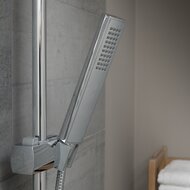 TOKYO hoofddouche set, chroom grote wellness-hoofddouche (20 x 20 cm) met antikalk nozzles handdouche (b x l): ca. 3,6 x 22 cm, 1 functie metalen douchestang max. lengte ca. 100 cm (hoogte tot h