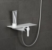 WATERWAY ééngreepsmengkraan douche met planchet, chroom/wit met grote planchet gemaakt van hoogwaardige melamine, ca. 35,0 x 12,5 cm  - praktisch voor het opbergen van douchegerei keramische schij